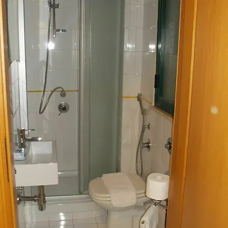 Imperial Apartment *